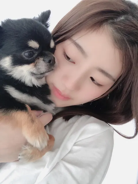 佐々木 美玲｜家でクギ🥓（2020-05-02）｜2枚目