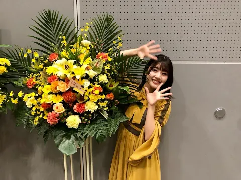 佐々木 美玲｜いぇい✌🏻️（2019-10-21）｜7枚目