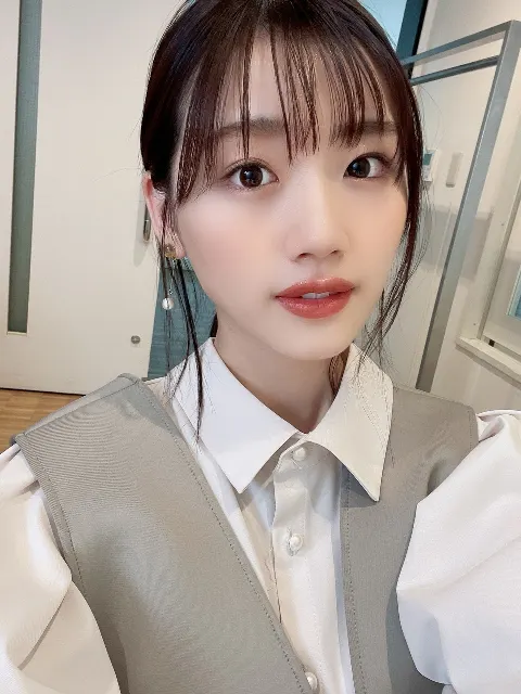 佐々木 美玲｜本日発売です🥰（2021-12-20）