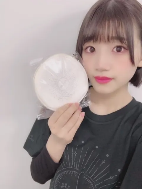 佐々木 美玲｜続きです🥰（2019-01-03）