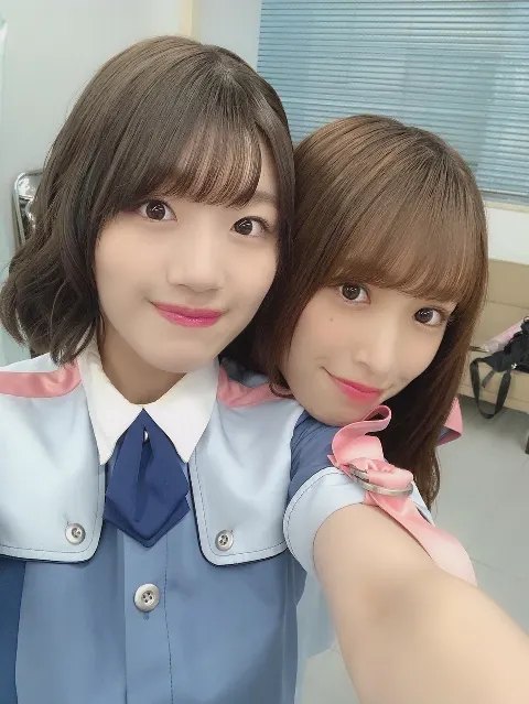 佐々木 美玲｜肩に🙈（2020-05-28）
