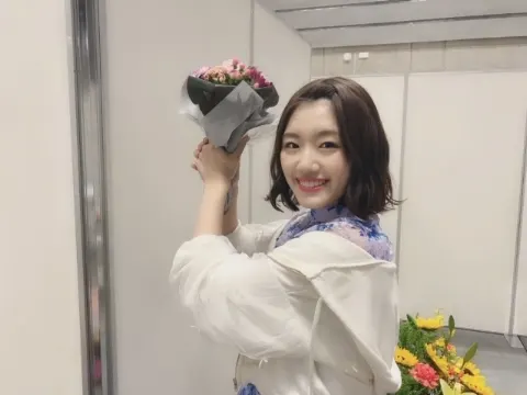 佐々木 美玲｜フラワー🌸（2019-07-23）｜3枚目