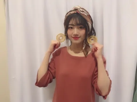 佐々木 美玲｜初めての。😆（2019-01-13）｜3枚目