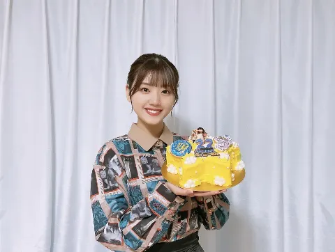 佐々木 美玲｜にゃんにゃん🐈（2021-12-17）｜2枚目