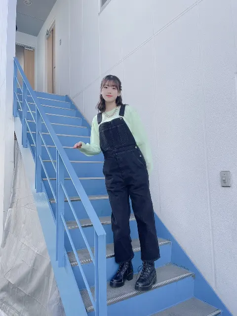 佐々木 美玲｜春服楽しみ💚（2022-02-14）｜3枚目