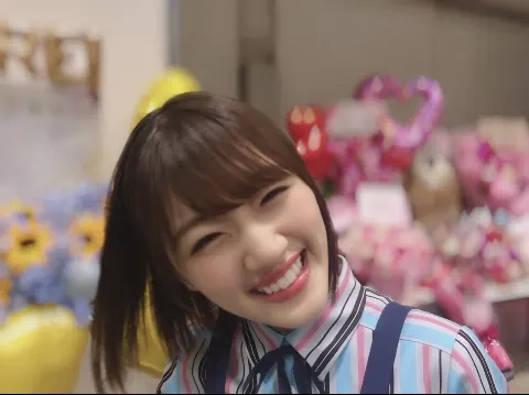 佐々木 美玲｜遅くなりましたがうれしいの気持ちいっぱいですよん😚（2019-06-16）｜2枚目
