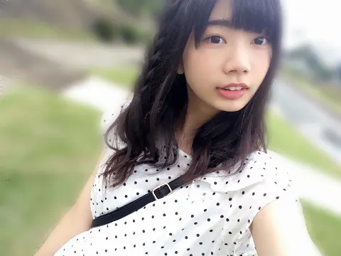 高本 彩花｜お散歩（2016-09-18）