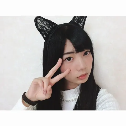 高本 彩花｜くろねこ（2016-10-09）｜2枚目
