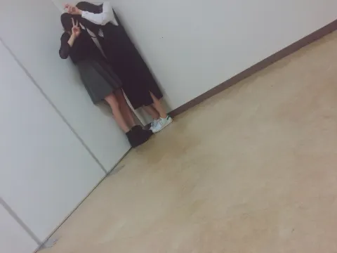 高本 彩花｜私って本当に嬉しい時固まるんだな。そして時間差で涙が出るらしい（2016-10-12）