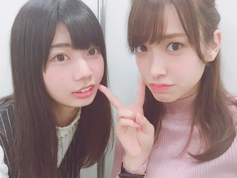 高本 彩花｜私って本当に嬉しい時固まるんだな。そして時間差で涙が出るらしい（2016-10-12）｜2枚目