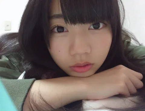 高本 彩花｜18歳になりました（2016-11-07）｜2枚目