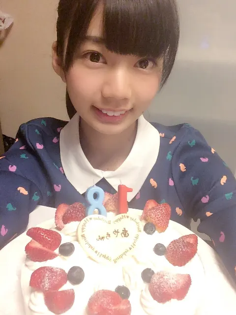 高本 彩花｜なっちょ、私も長風呂派です（2016-11-10）｜2枚目