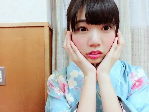 高本 彩花｜ついに発売！！  107（2016-11-30）｜3枚目