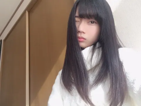 高本 彩花｜違うよ。（2016-12-13）｜2枚目