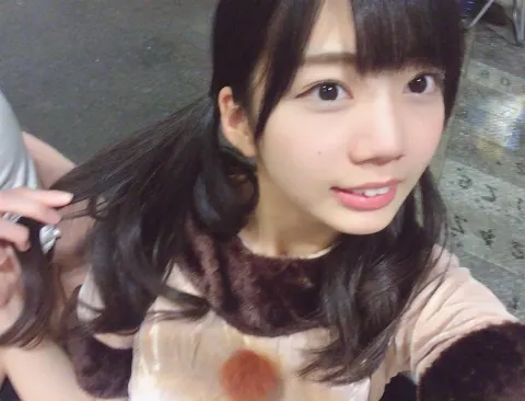 高本 彩花｜個別握手会とおもてなし会！（2016-12-18）｜3枚目