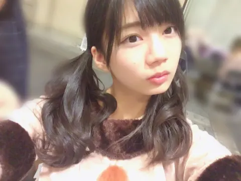 高本 彩花｜3rdシングル全国握手会（2016-12-19）｜2枚目