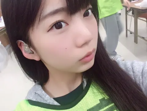 高本 彩花｜マイイヤモニ（2016-12-23）｜2枚目