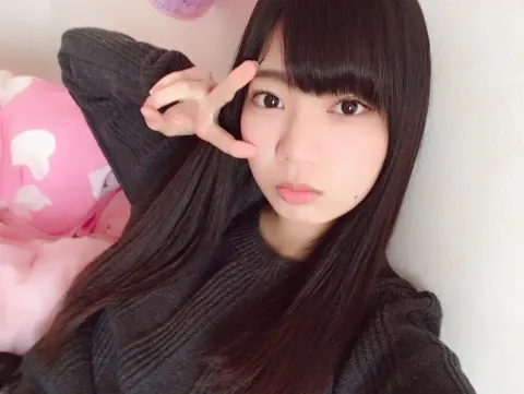 高本 彩花｜栗きんとんやっと食べれました！！（2017-01-03）