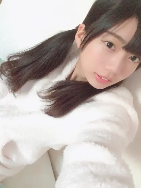 高本 彩花｜弱風（2017-01-06）｜2枚目