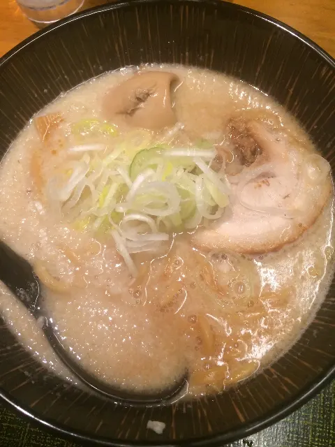 高本 彩花｜ラーメン食べて歌いました（2017-01-08）｜2枚目