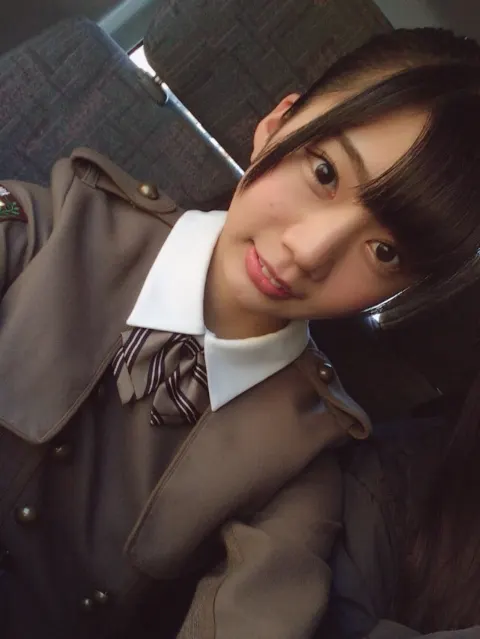 高本 彩花｜ねむたい（2017-01-07）｜2枚目