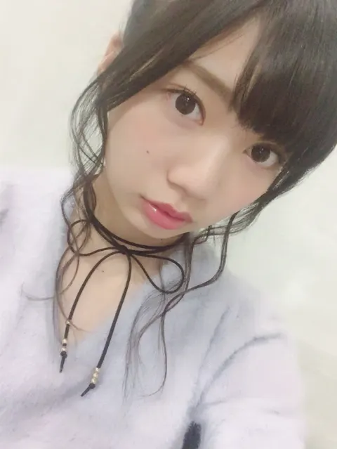 高本 彩花｜お散歩の前は（2017-01-18）｜3枚目