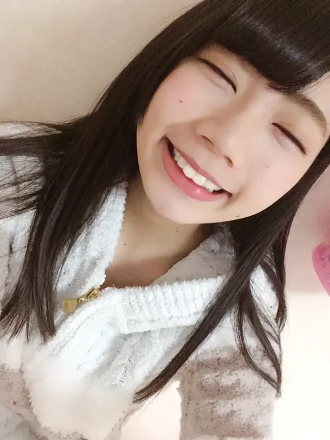 高本 彩花｜小顔体操（2017-02-17）