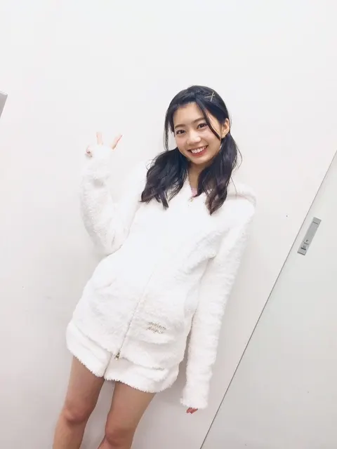 高本 彩花｜個別握手会！（2017-02-19）