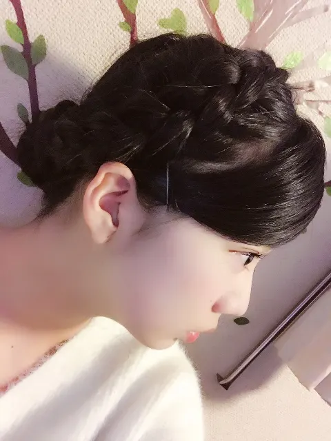 高本 彩花｜ヘアアレンジ（2017-03-07）｜2枚目