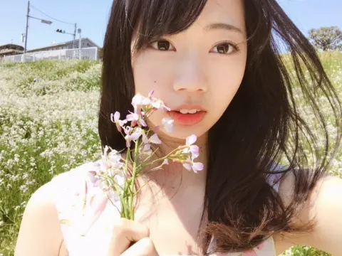 高本 彩花｜HUSTLE PRESSさん（2017-04-28）