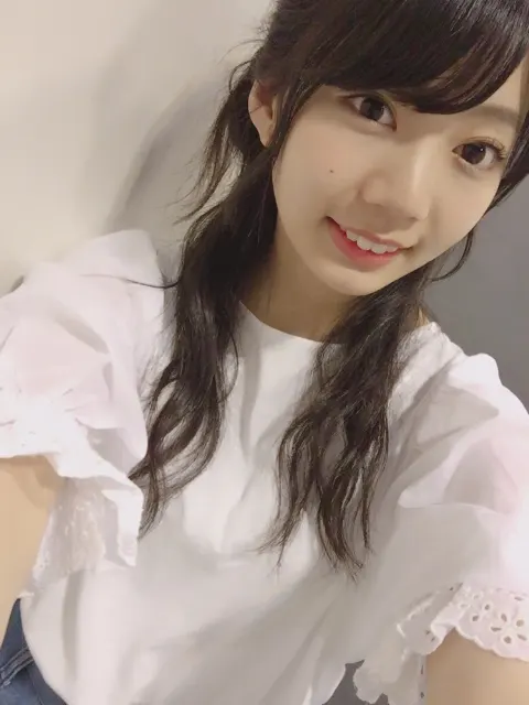 高本 彩花｜個別握手会（2017-05-15）｜4枚目