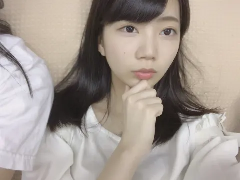 高本 彩花｜とうもろこし（2017-08-08）｜4枚目