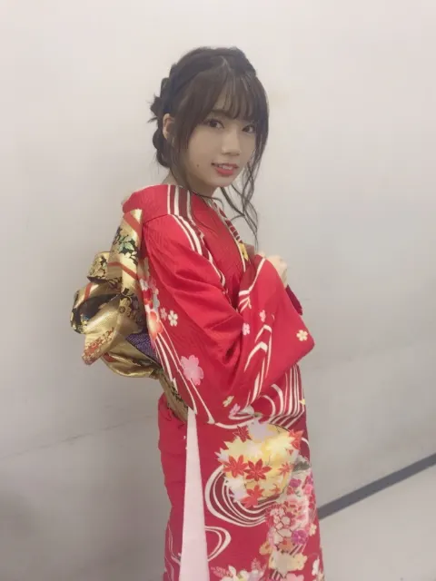 高本 彩花｜振袖❤️（2018-01-08）｜2枚目