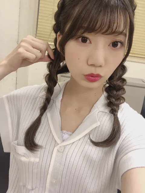 高本 彩花｜ナース（2018-05-29）｜3枚目