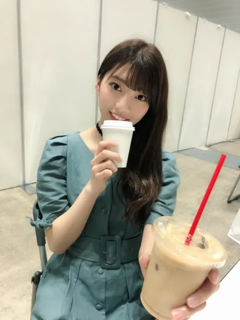 高本 彩花｜でこ（2018-06-14）｜3枚目