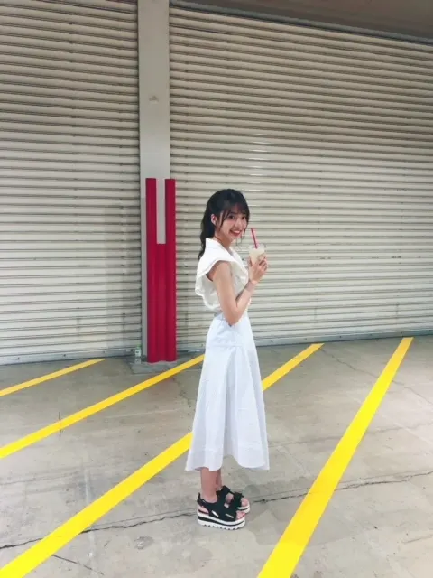 高本 彩花｜海に行きたいな〜（2018-07-18）