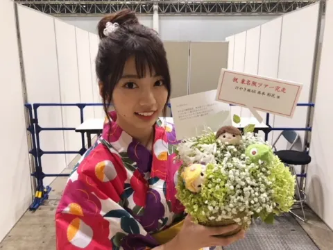 高本 彩花｜幕張のお花（2018-07-21）｜7枚目