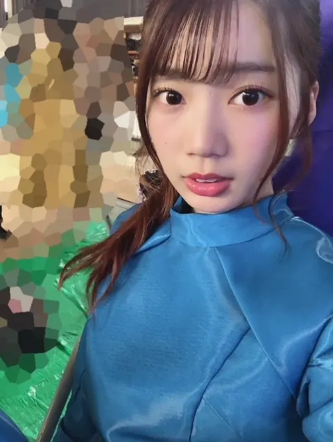 高本 彩花｜👗💞（2018-10-21）