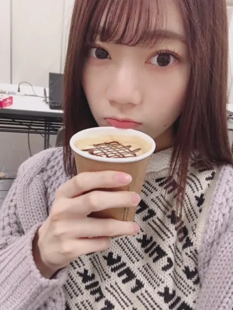 高本 彩花｜柿の季節（2018-11-09）