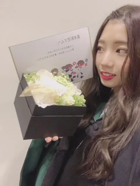 高本 彩花｜ななす個握（2018-11-24）｜8枚目