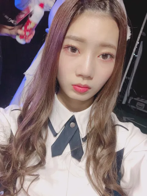 高本 彩花｜くりすます（2018-12-26）｜2枚目