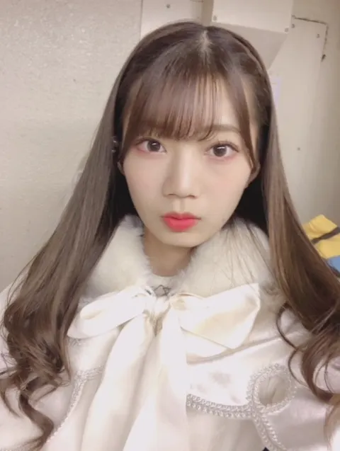 高本 彩花｜くりすます（2018-12-26）｜8枚目