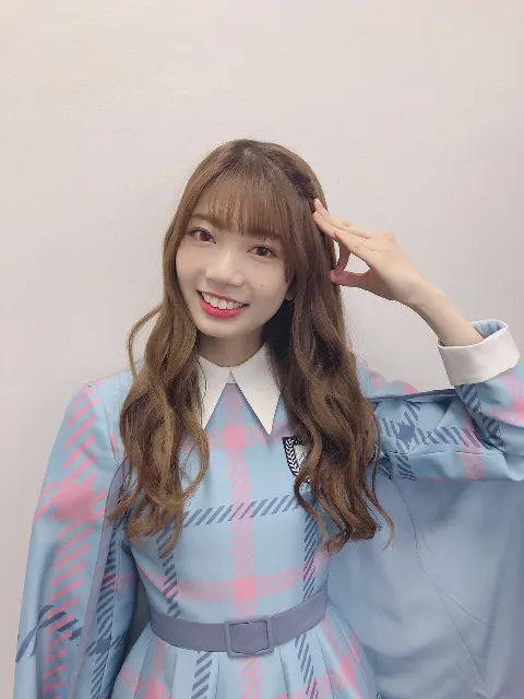 高本 彩花｜暗めチェリー🍒（2019-05-24）｜2枚目