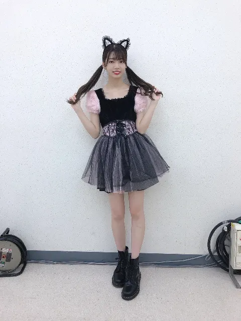 高本 彩花｜🐱（2019-10-30）｜3枚目