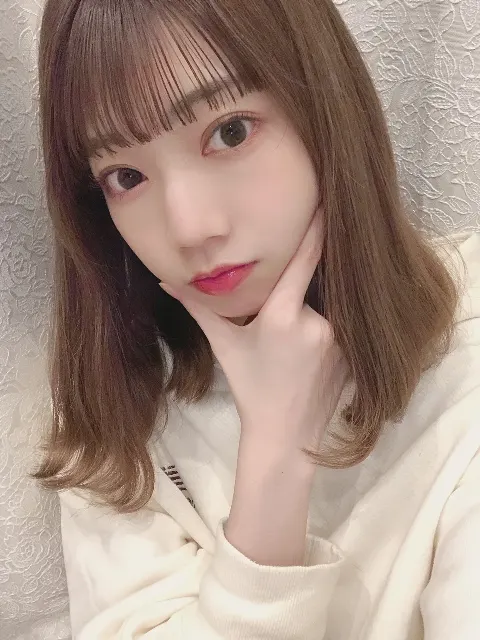高本 彩花｜パーカー（2020-10-28）｜3枚目