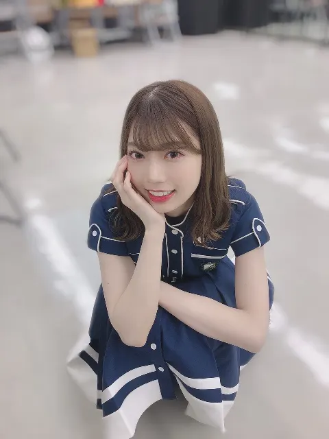 高本 彩花｜しあわせ（2020-11-03）｜2枚目