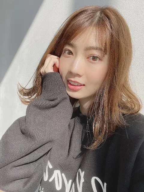 高本 彩花｜スウェット（2020-11-16）｜3枚目