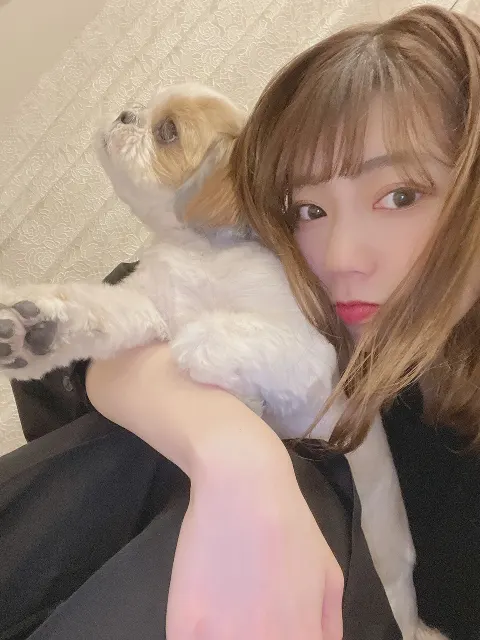 高本 彩花｜🐻‍❄️（2020-12-12）｜3枚目