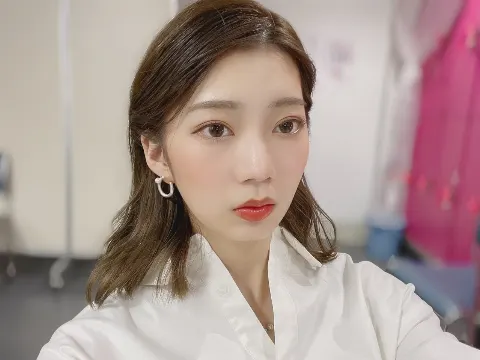 高本 彩花｜☁️（2021-03-01）｜5枚目