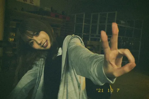 高本 彩花｜🍬（2021-10-18）｜2枚目